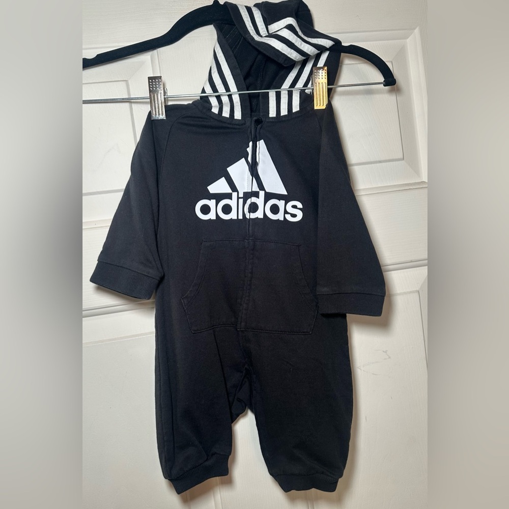 ADIDAS Unisex Coverall Black One Piece Bodysuit‎ Hoodie Outfit ZipUp 6 Months.